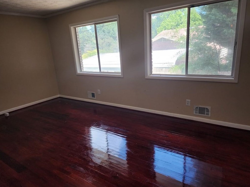 1143 Shoreham Dr, Atlanta GA  30349-5843 exterior