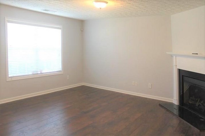 1443 Little Creek Dr, Lawrenceville, GA 30045-7995