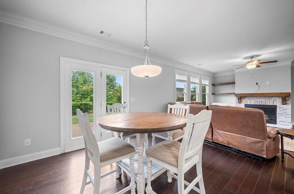7043 Tree House Way, Flowery Branch GA  30542-7546 exterior