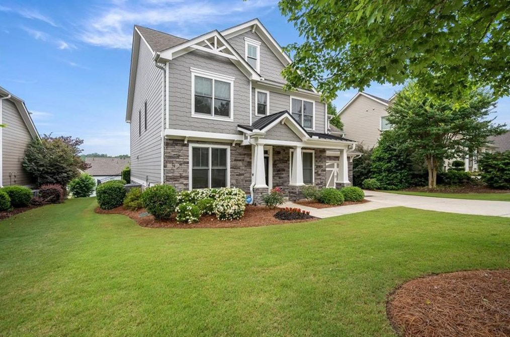 7043 Tree House Way, Flowery Branch GA  30542-7546 exterior