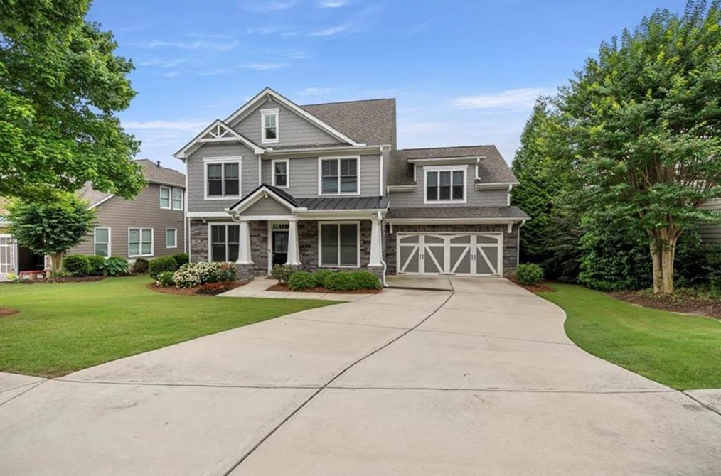 7043 Tree House Way, Flowery Branch GA  30542-7546 exterior