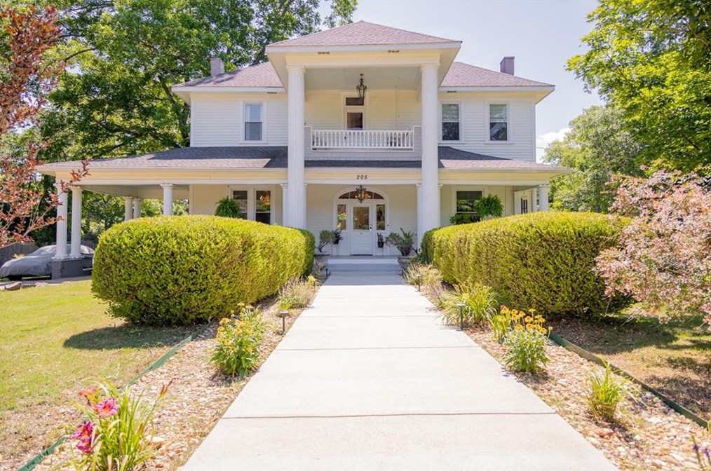 205 Cobb St, Palmetto, GA 30268