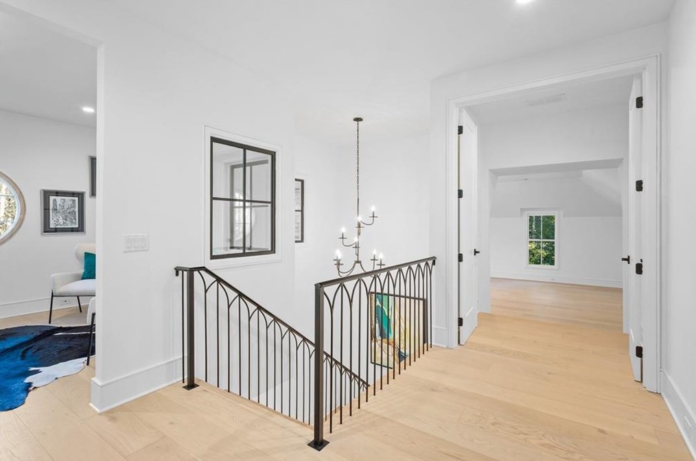 60 Old Vermont Pl, Atlanta GA  30328-4761 exterior