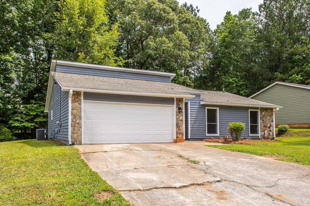3696 Riverchase Ter, Decatur, GA 30034-4875