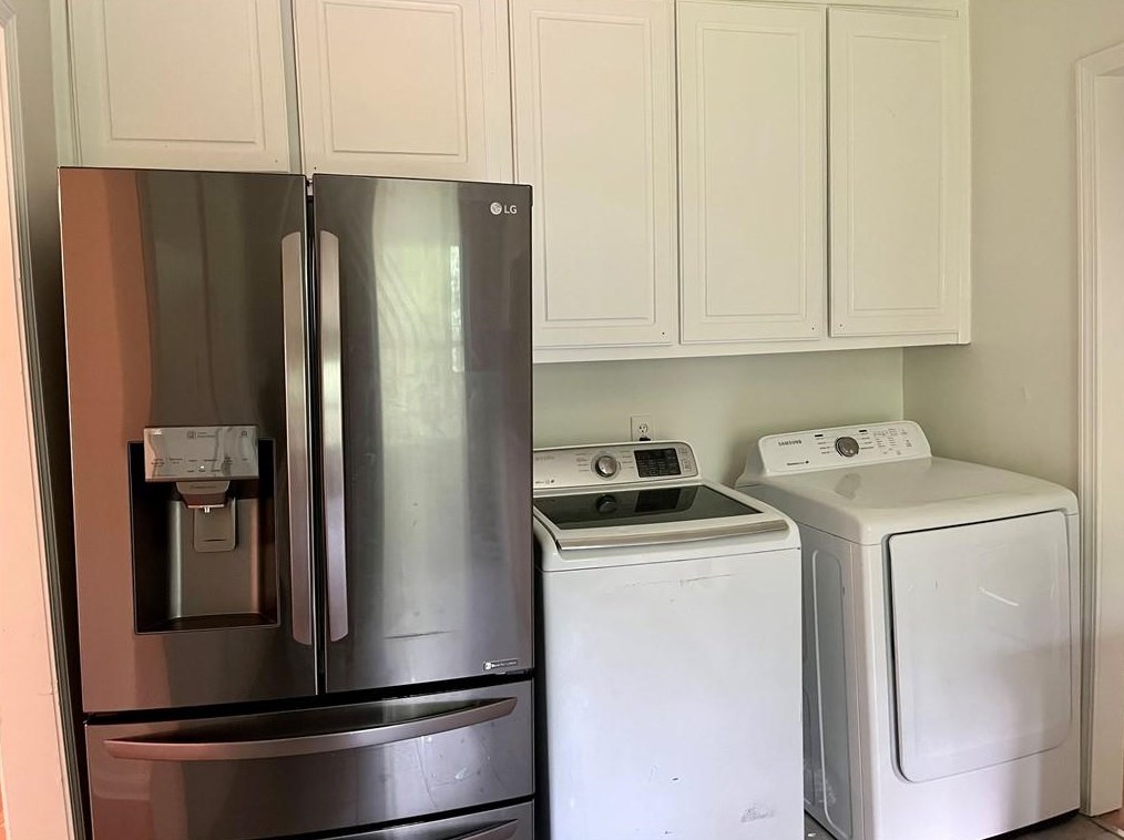 2971 Palm Dr, Atlanta GA  30344-3711 exterior