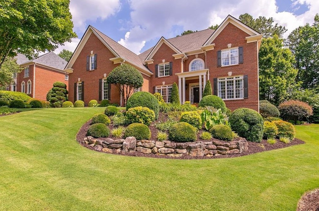 2040 Bent Creek Mnr, Alpharetta, GA 30005-8707