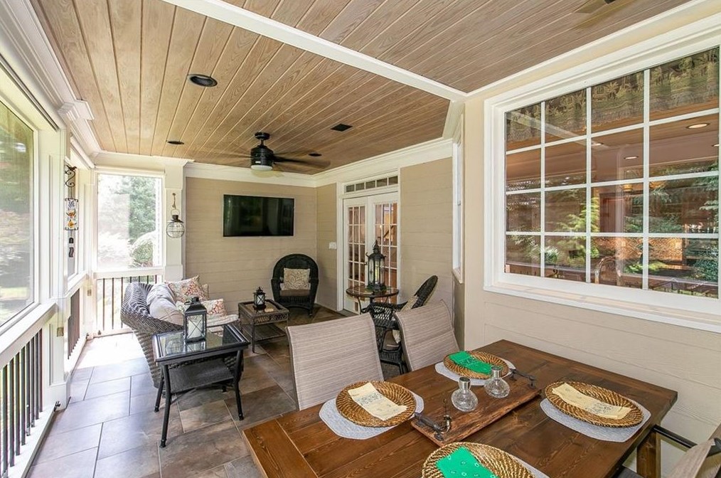 2040 Bent Crk Mnr, Alpharetta GA exterior