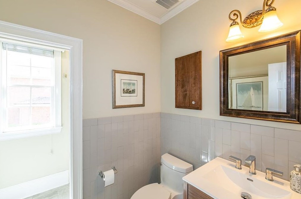 2040 Bent Crk Mnr, Alpharetta GA exterior