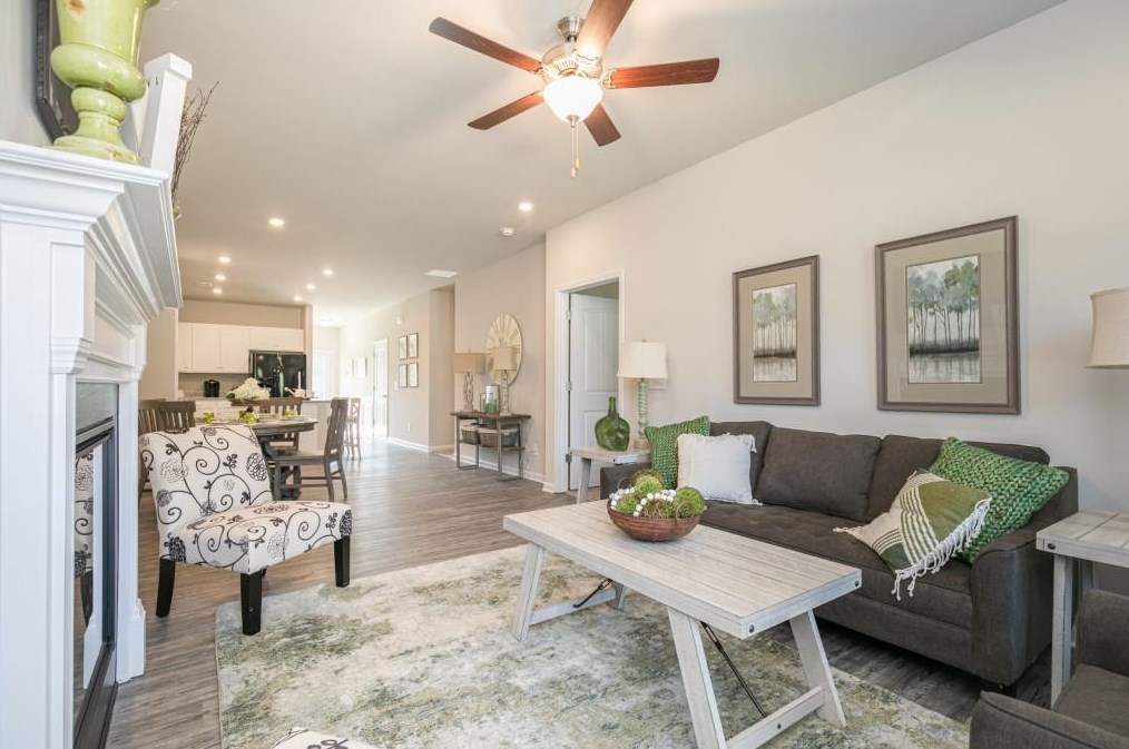 142 Lyons Dr, Rome, GA 30165-1970