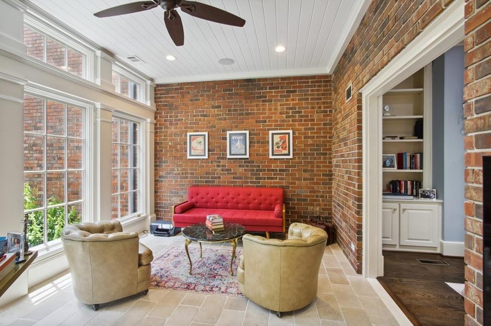 403 Townsend Pl, Atlanta GA  30327-3037 exterior