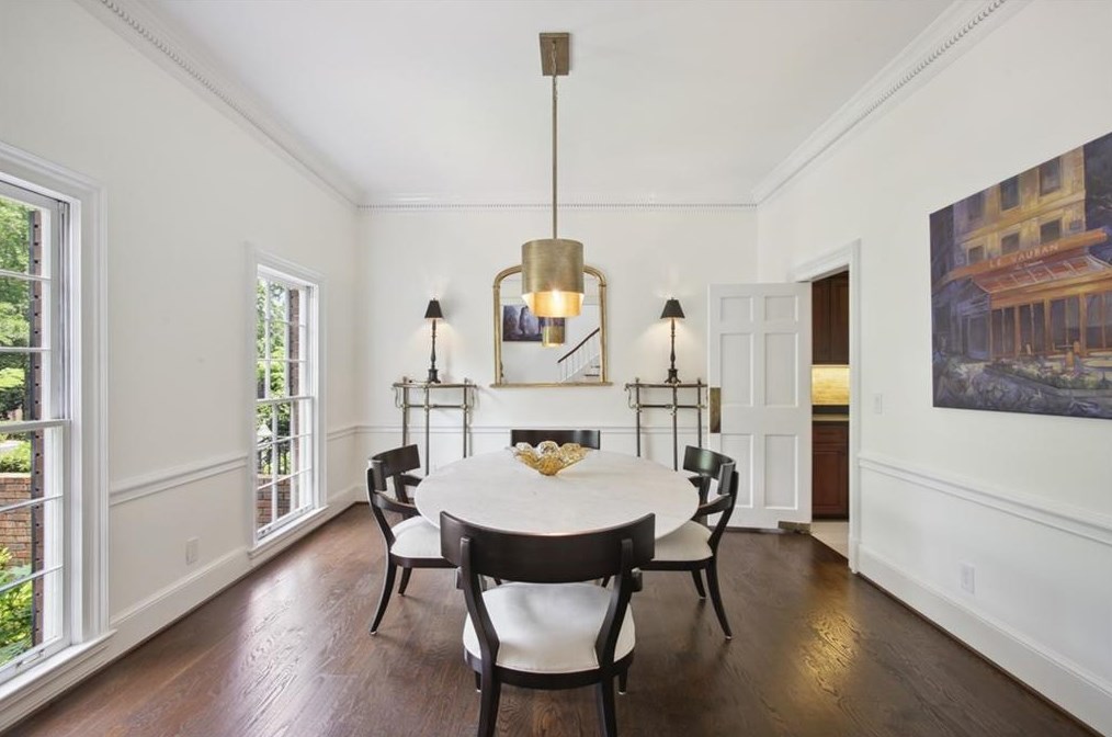 403 Townsend Pl, Atlanta GA  30327-3037 exterior