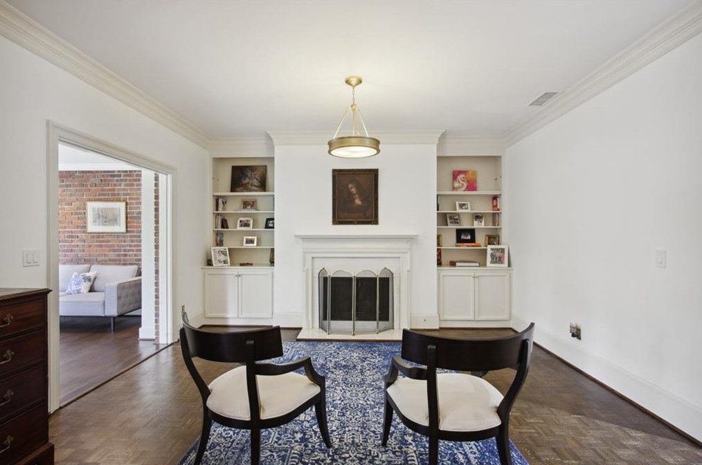 403 Townsend Pl, Atlanta GA  30327-3037 exterior