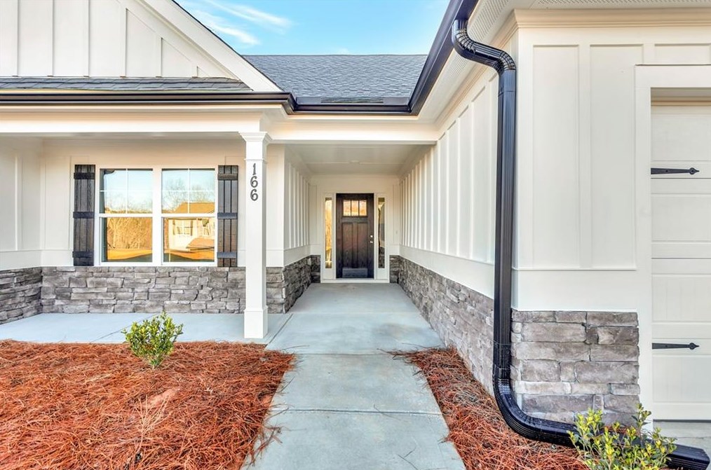 288 High Creek Dr, Dahlonega, GA 30533