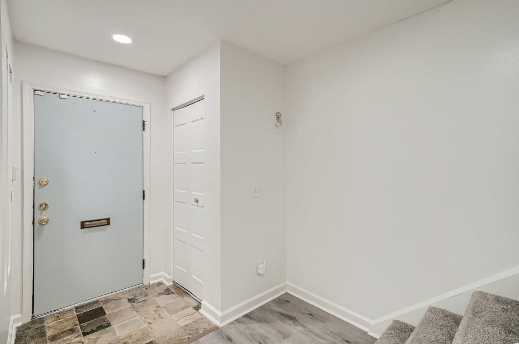 2103 Simsbury Ln, Atlanta GA 30338-6511 exterior