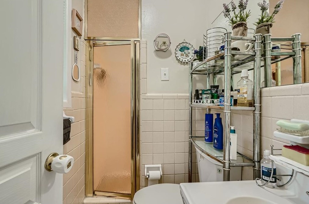 1653 Pne Gln Cir, Decatur GA 30035-1537 exterior