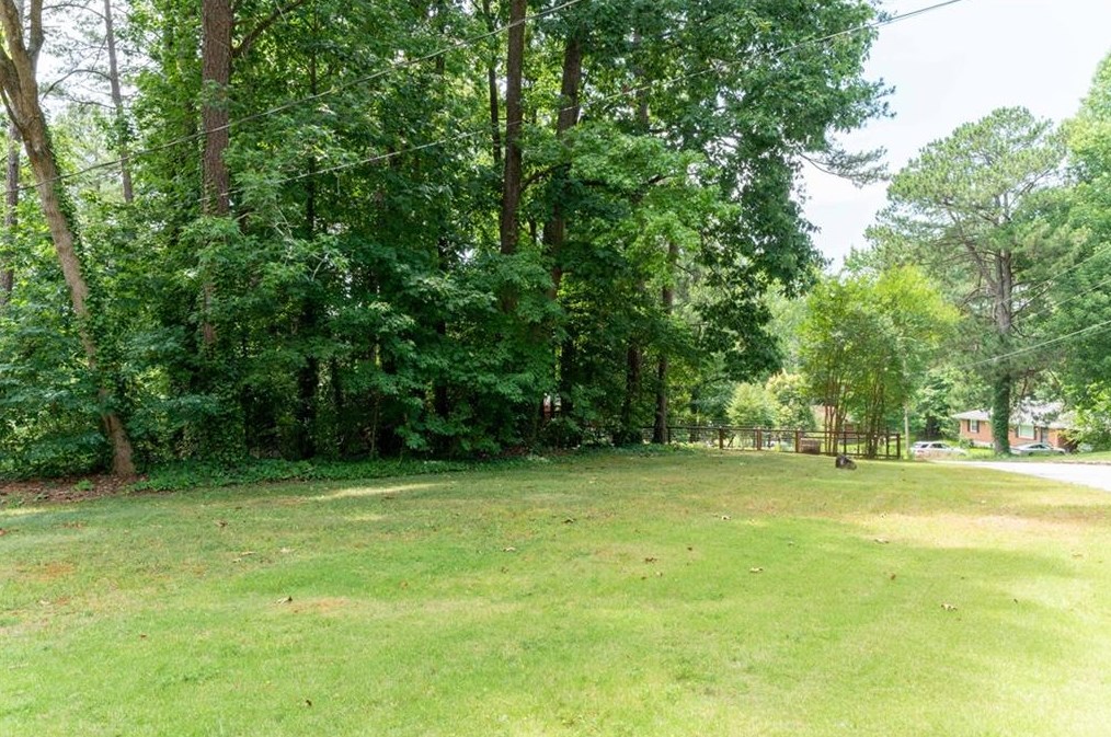 3490 Larkspur Ter, Decatur GA  30032-4841 exterior