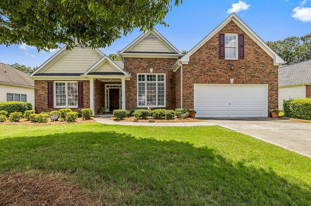872 Tanners Point Dr, Lawrenceville, GA 30044-8121