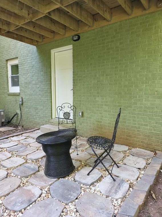 3145 Thrasher Cir, Decatur GA  30032-6731 exterior