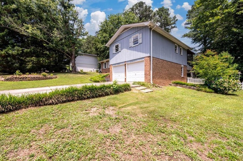 2567 Bailey Dr, Norcross, GA 30093