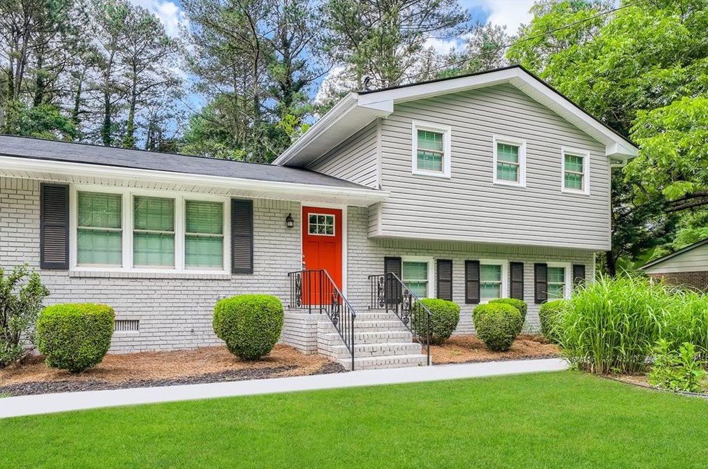 4795 Fairforest Dr, Stone Mountain, GA 30088