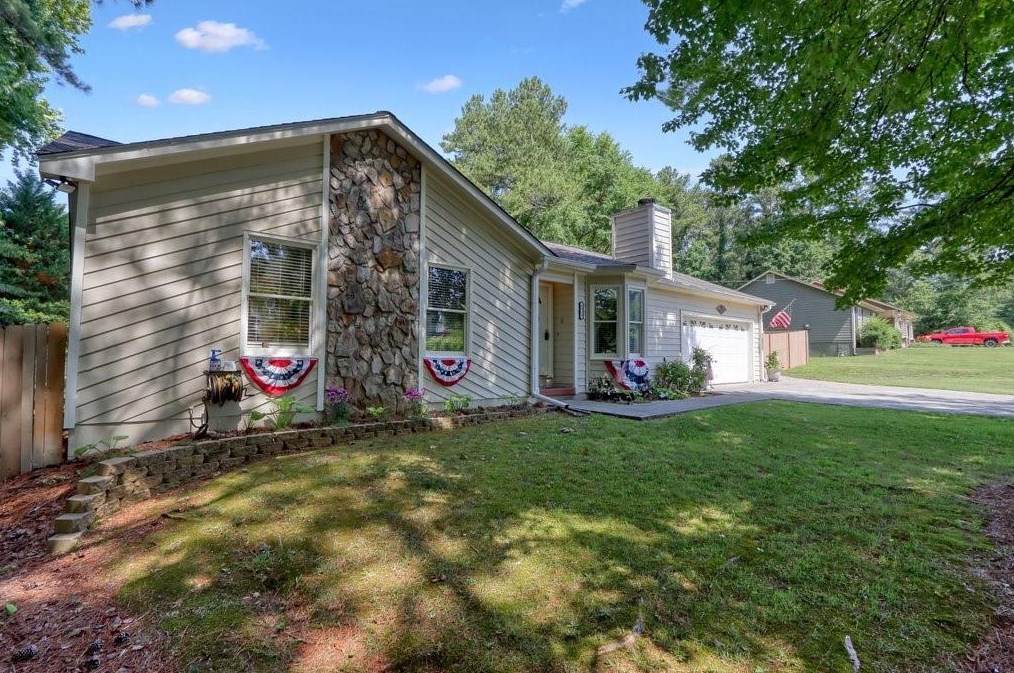 6919 Mccurley Rd, Acworth, GA 30102-1325