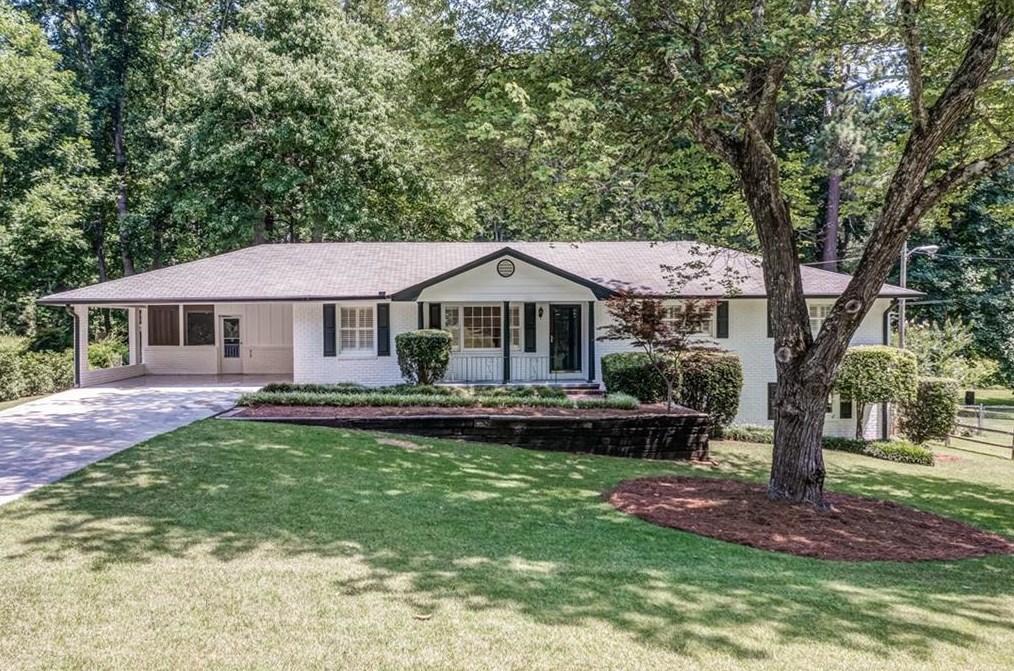 4220 Honeysuckle Dr, Smyrna, GA 30082-3350
