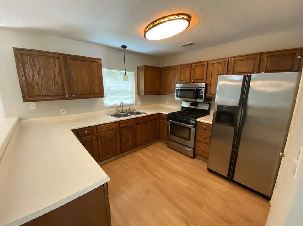 1335 Watercrest Cir, Lawrenceville, GA 30043