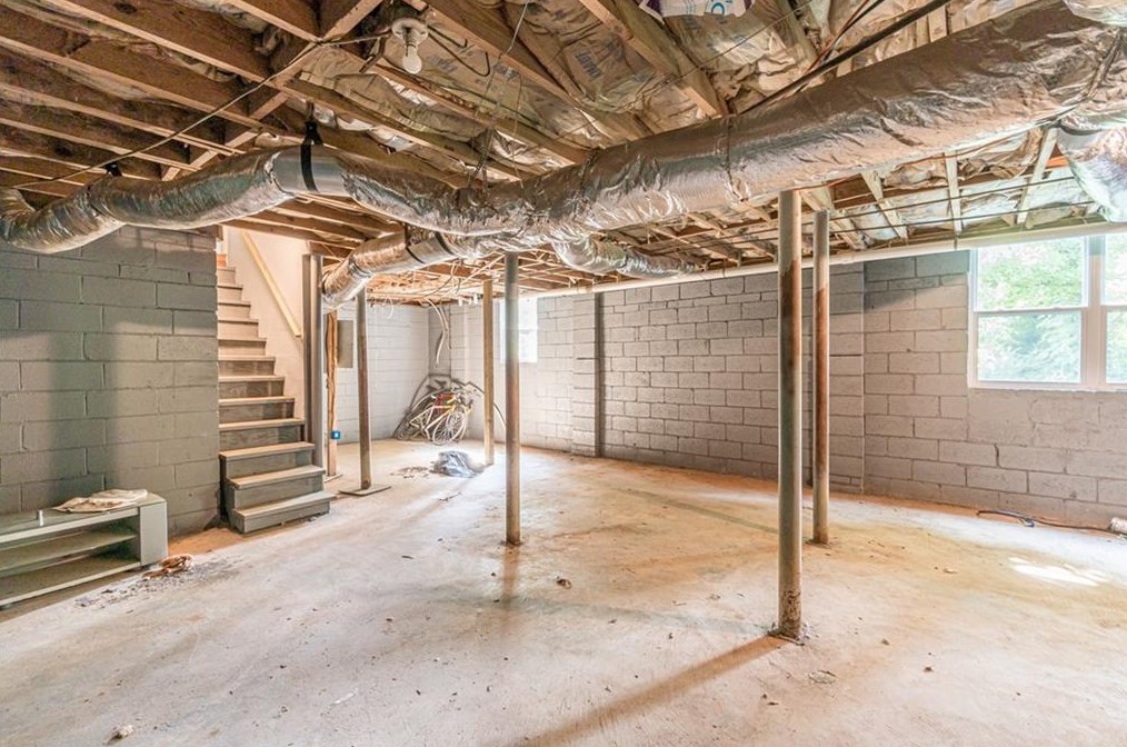 2175 Glendale Dr, Decatur GA  30032-5809 exterior