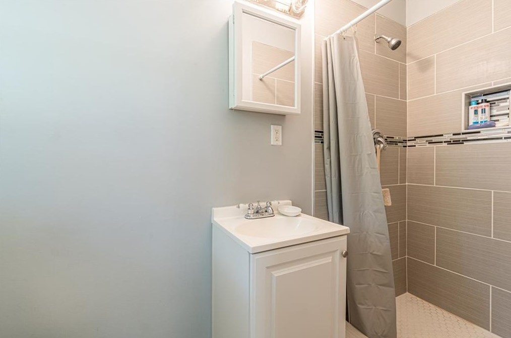 2175 Glendale Dr, Decatur GA  30032-5809 exterior