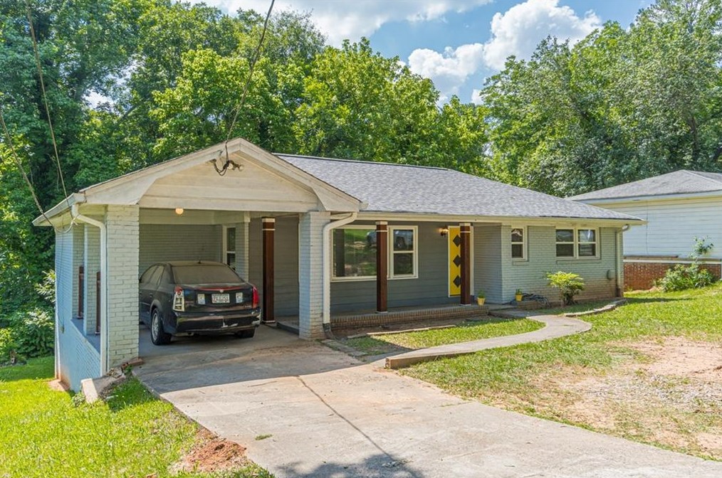 2175 Glendale Dr, Decatur GA  30032-5809 exterior