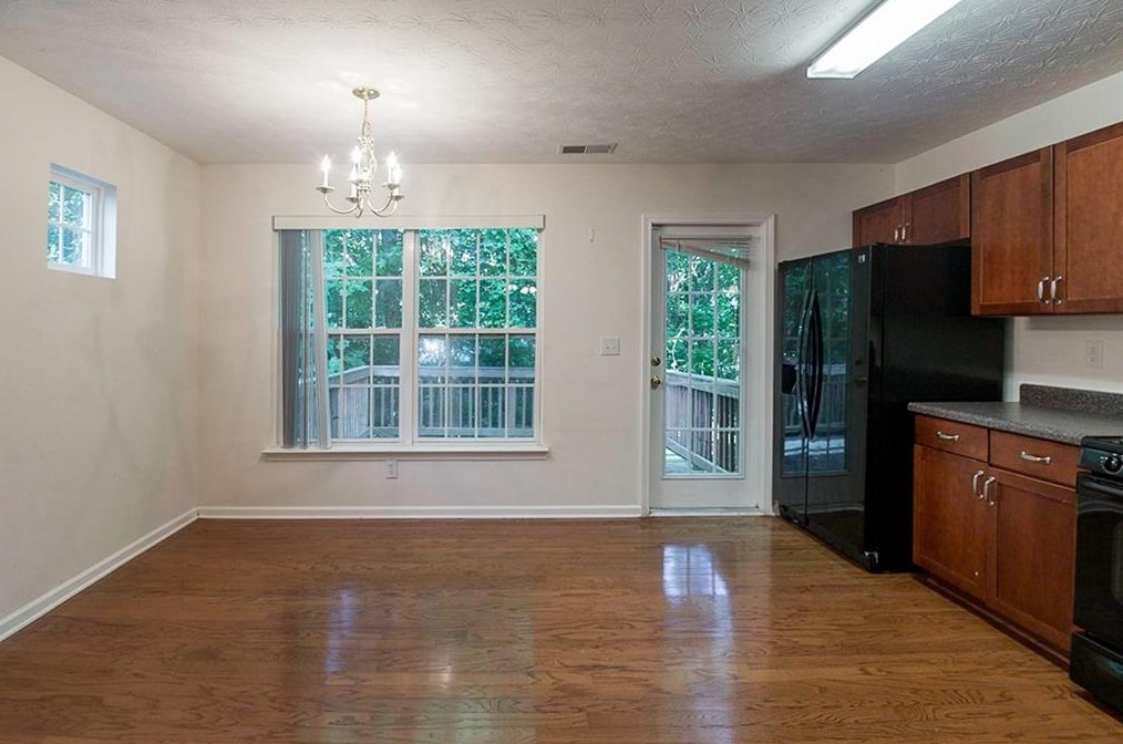 127 Topaz Dr, Dallas GA  30132-9458 exterior