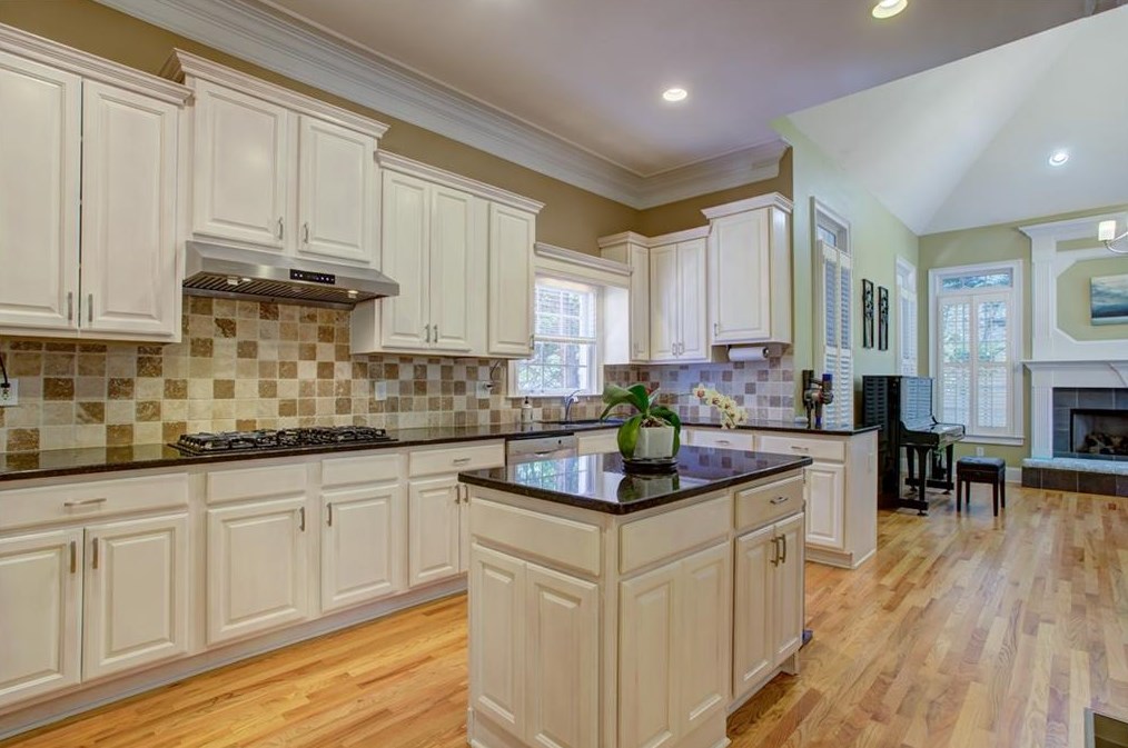 3766 Wescott Cv, Atlanta GA  30319-1625 exterior