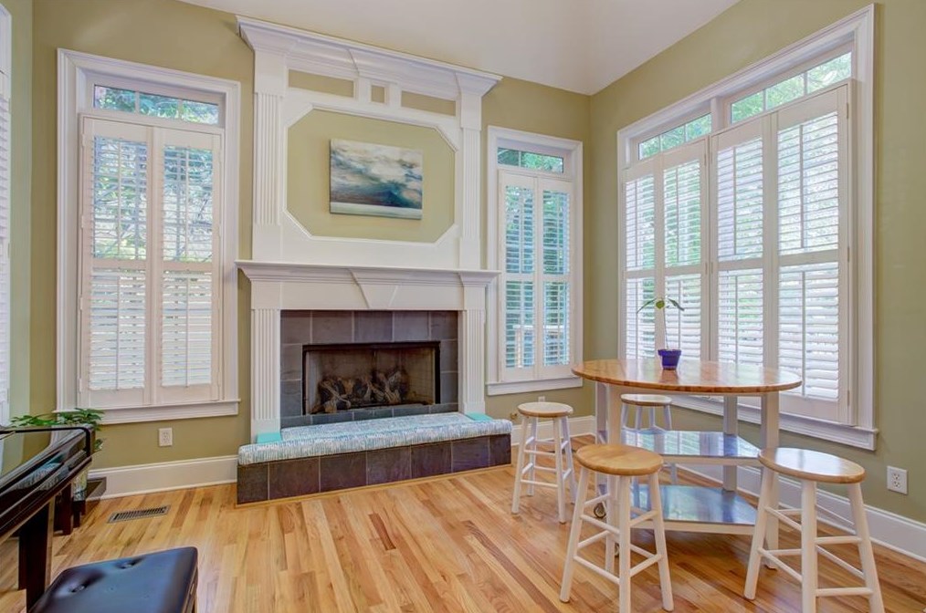 3766 Wescott Cv, Atlanta GA  30319-1625 exterior