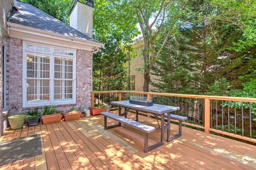3766 Wescott Cv, Atlanta GA  30319-1625 exterior