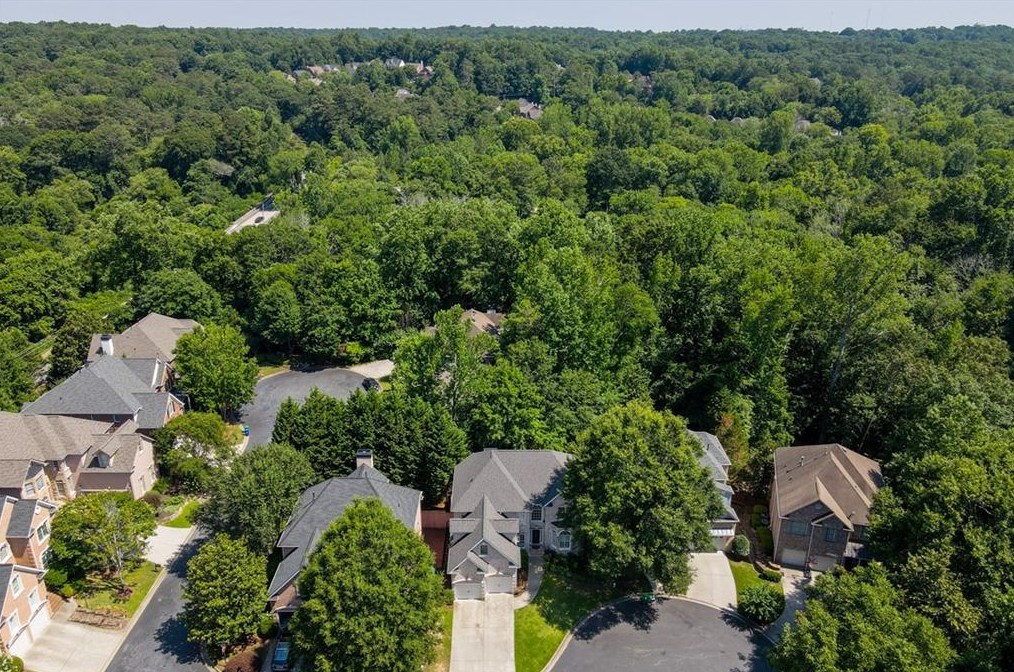 3766 Wescott Cv, Atlanta GA  30319-1625 exterior