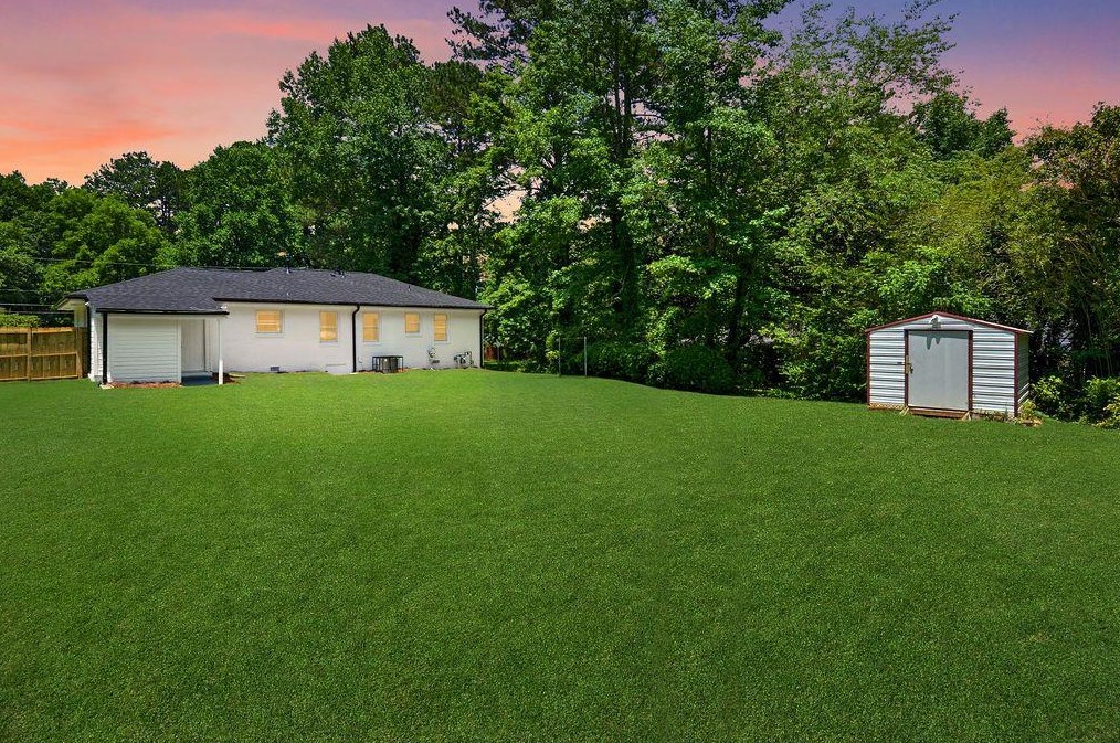 2412 Wood Valley Dr, Atlanta GA  30344-2240 exterior