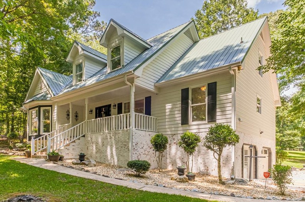 428 Deer Creek Trl, Hoschton, GA 30548-2121