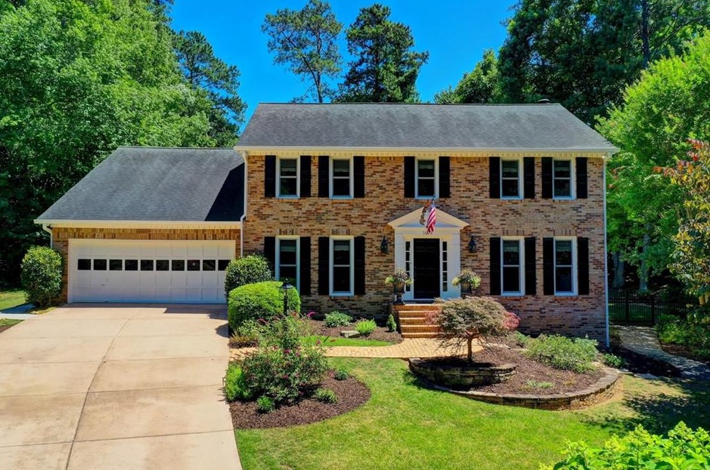 1013 Branchwind Close, Roswell, GA 30076-3367