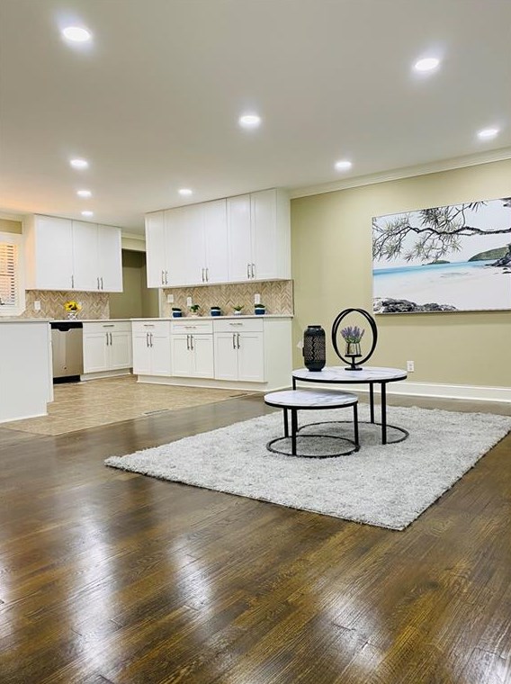 1498 Sanden Ferry Dr, Decatur GA  30033-3323 exterior