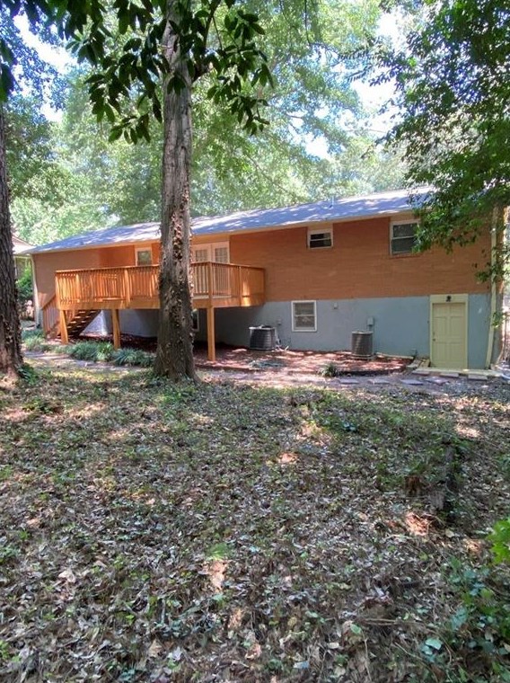 1498 Sanden Ferry Dr, Decatur GA  30033-3323 exterior