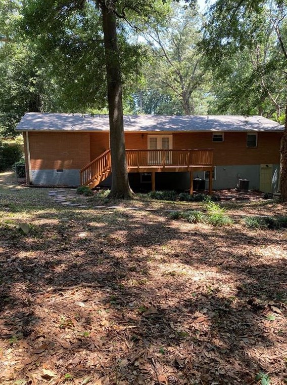 1498 Sanden Ferry Dr, Decatur GA  30033-3323 exterior