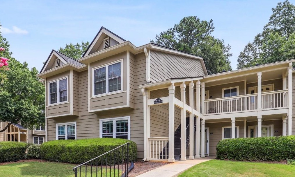 61 Middleton Ct, Smyrna GA  30080-8053 exterior