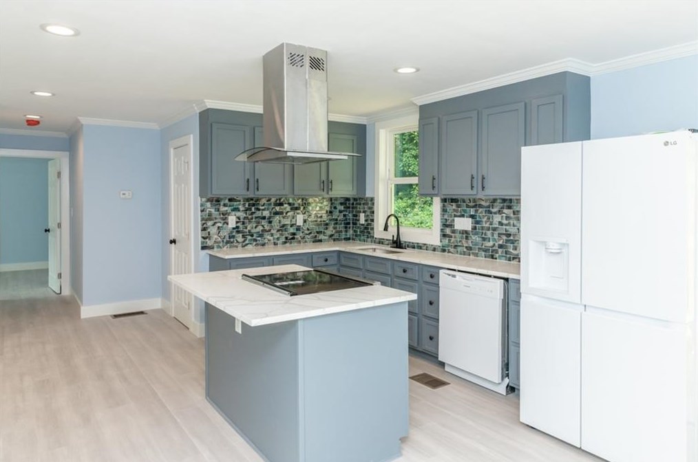 2689 Rainbow Forest Dr, Decatur GA  30034-1922 exterior