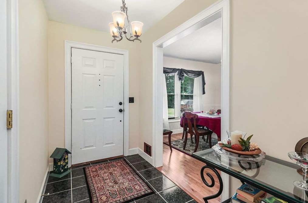 132 Lake Hampton Dr, Hampton, GA 30228