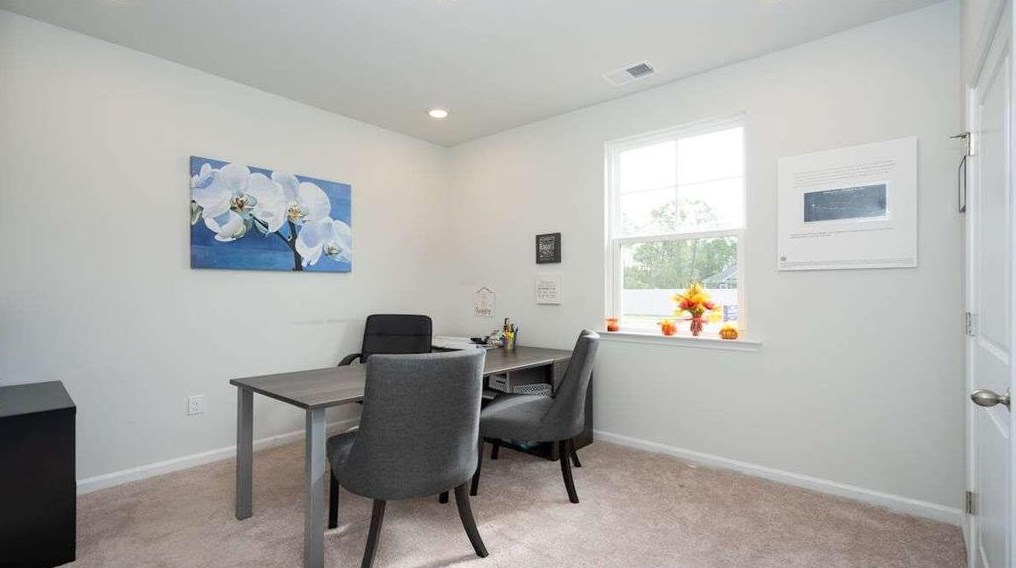 3502 Oakshire Way, Atlanta GA  30354-3630 exterior