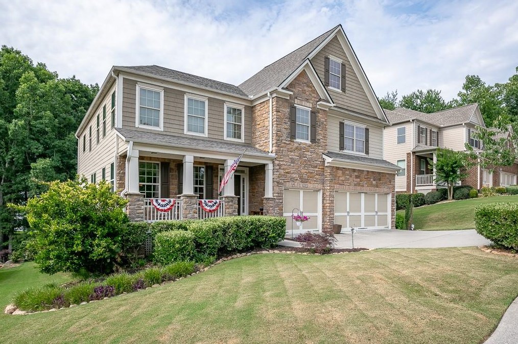7414 Mockingbird Ln, Flowery Branch, GA 30542-7739