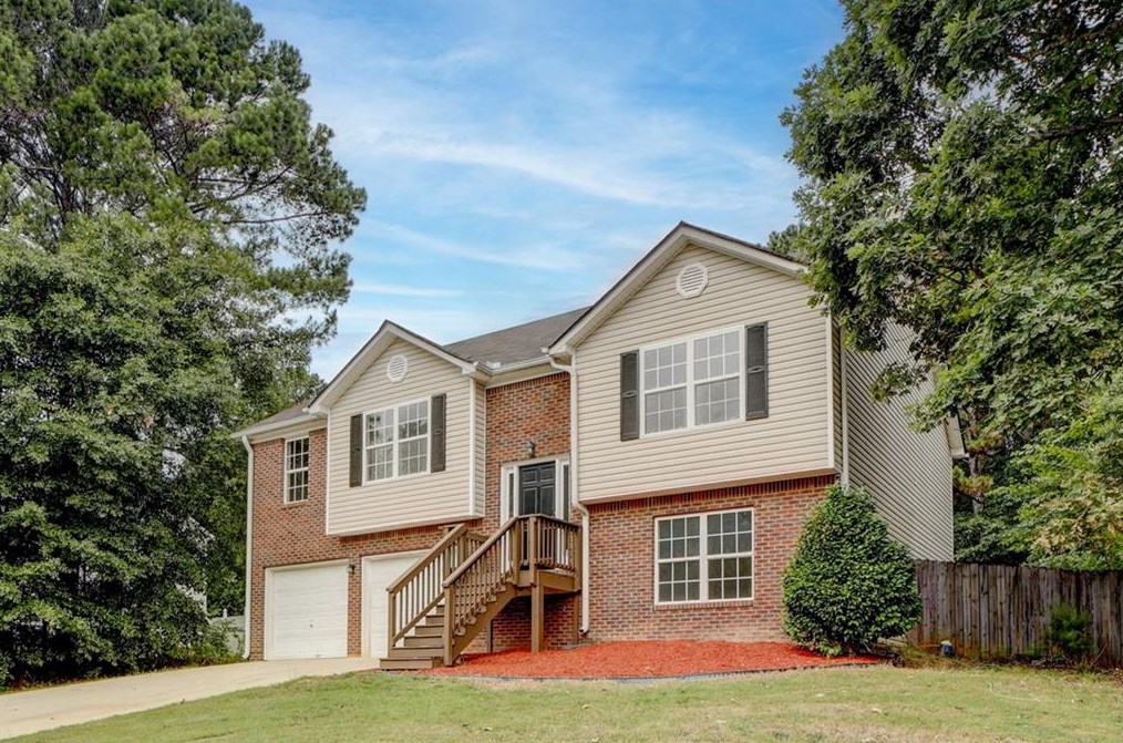 718 Mcarthur Dr, Monroe, GA 30655
