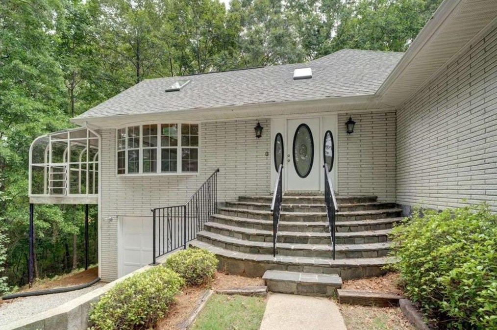 1750 Hidden Shoals Dr Se, Conyers, GA 30013