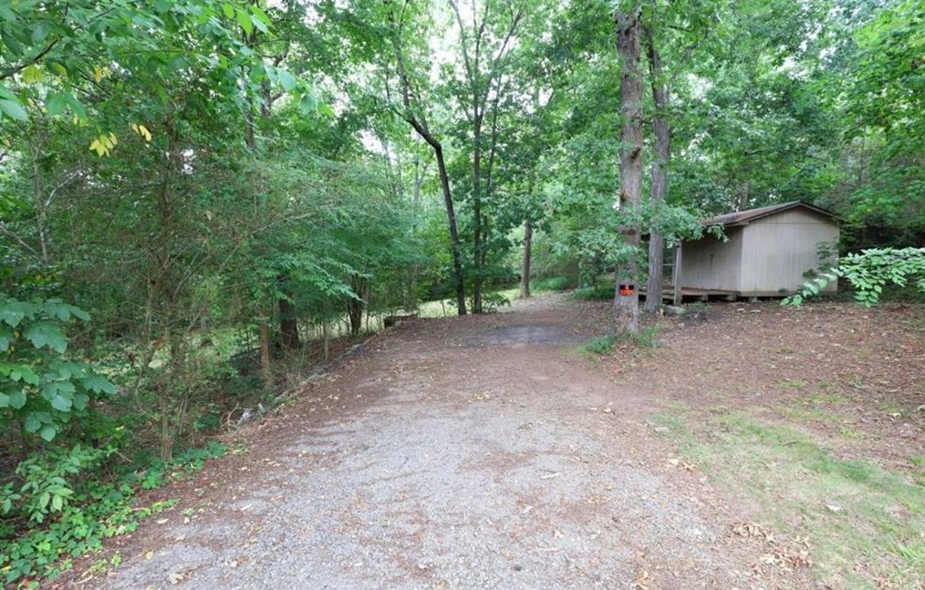 2 Allatoona Woods Trl, Acworth GA  30102-6722 exterior