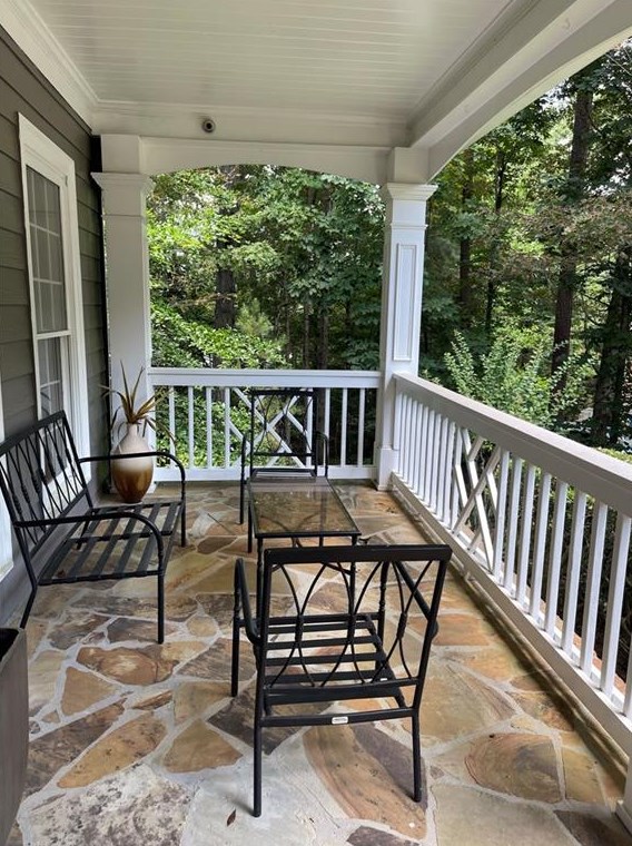 460 Summer Breeze Ct, Alpharetta, GA 30005